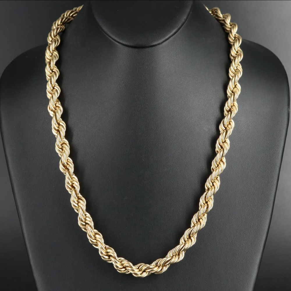 10K Gold 10.6mm 23 Inch Rope Chain - Picture 8 of 8